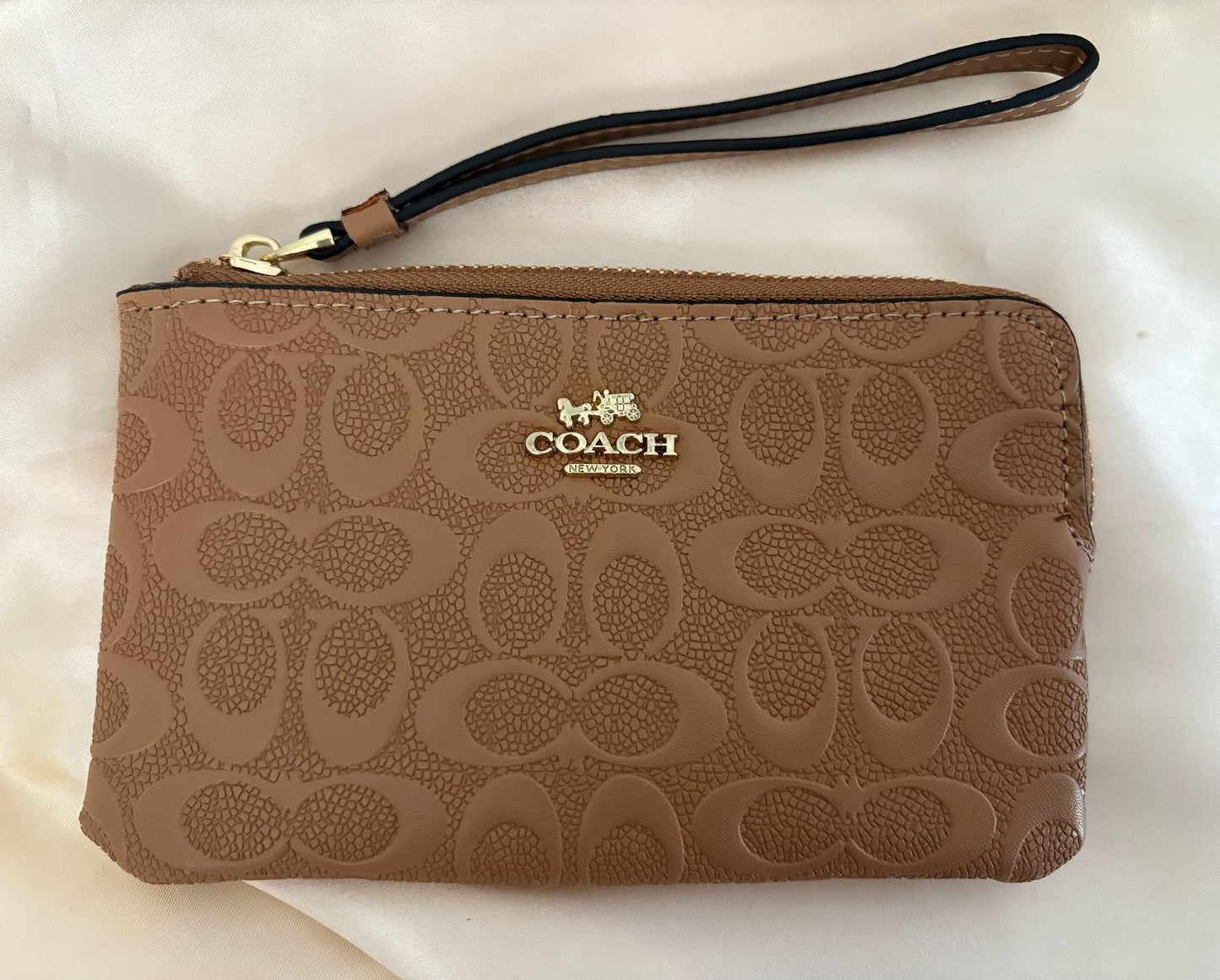 Wristlet Coach
