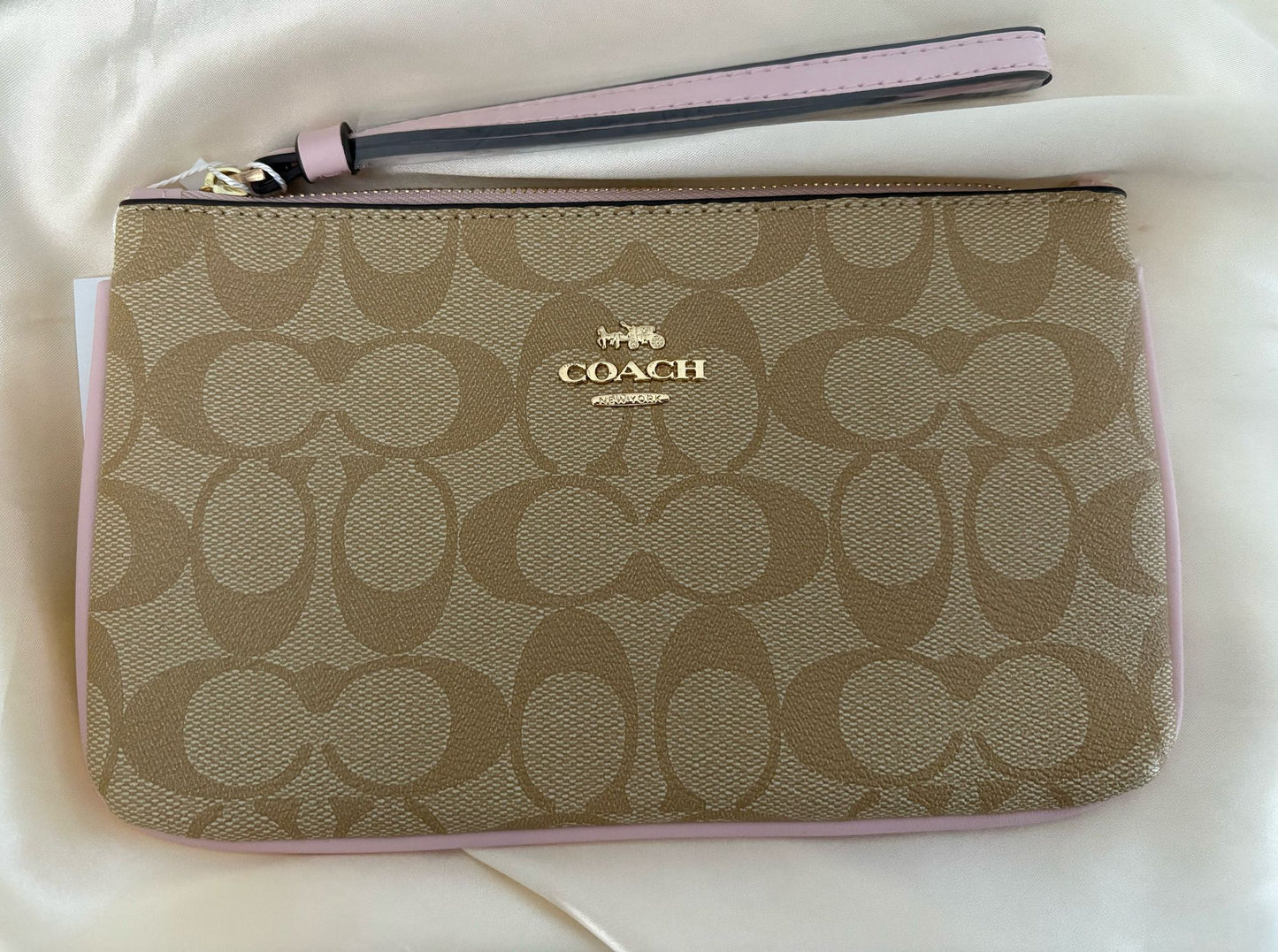 Wristlet Coach