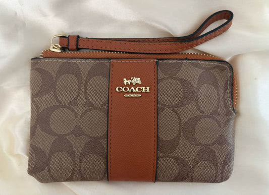 Wristlet Coach